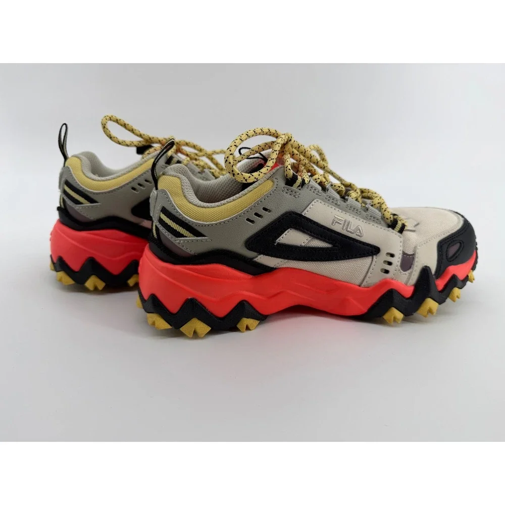 Fila Oakmont TR Women Sneakers Cream Coral Black Trail Hiking 5JM00276-119 Sz 6